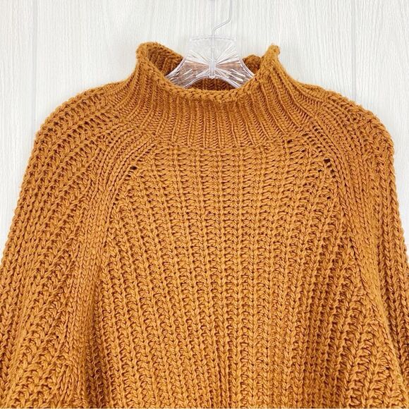 H&M | Burnt Orange Cropped Mock Neck Knit Sweater Size Small - Picture 3 of 10